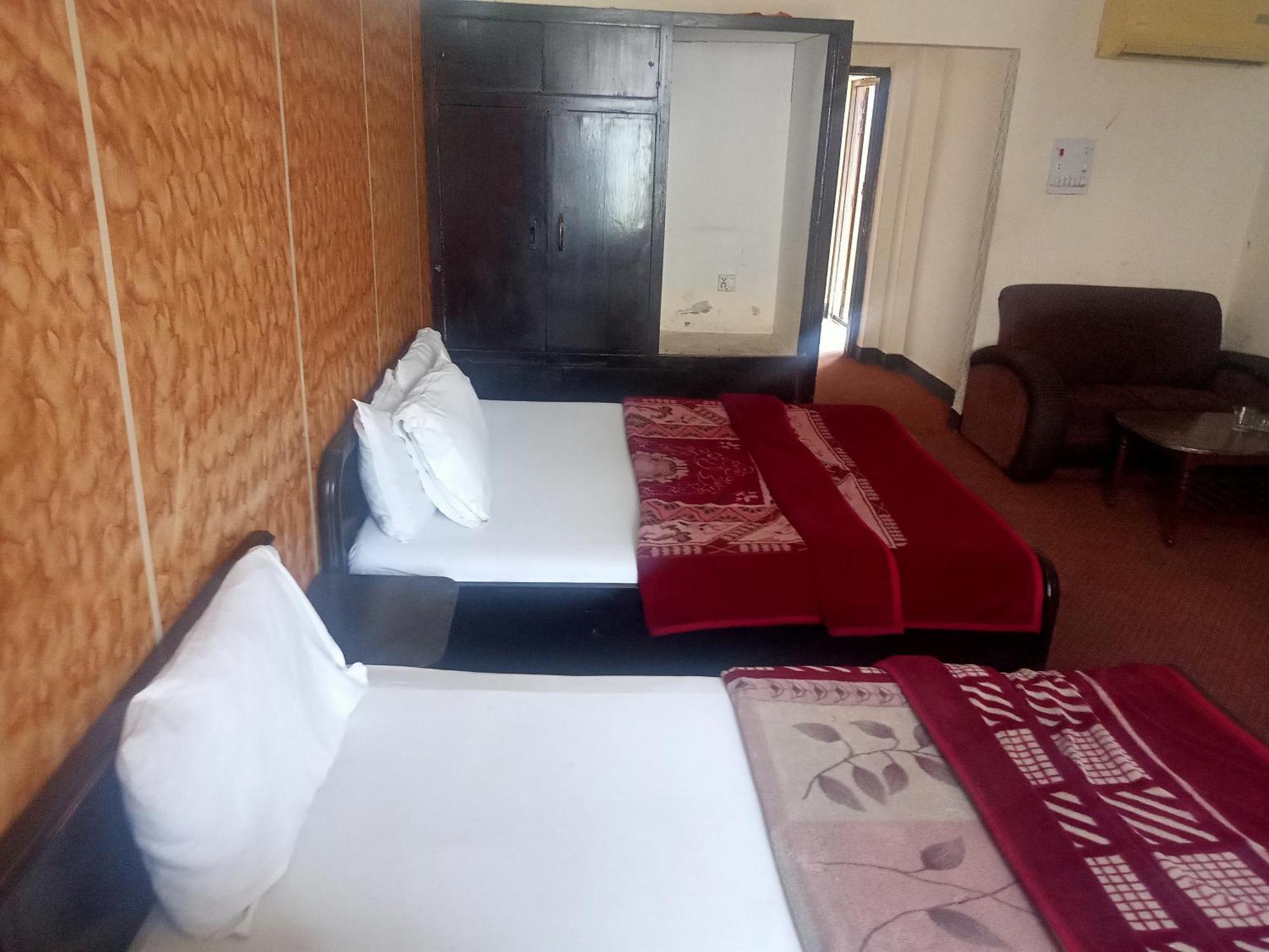 Hotel Al Badar Ραβαλπίντι Εξωτερικό φωτογραφία